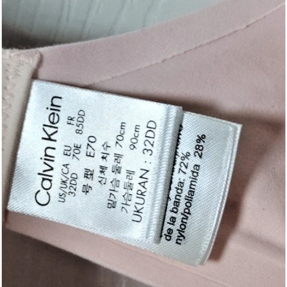 NWT Calvin Klein F3837 Perfectly Fit Lightly Lined Full Coverage Bra Pink 32DD